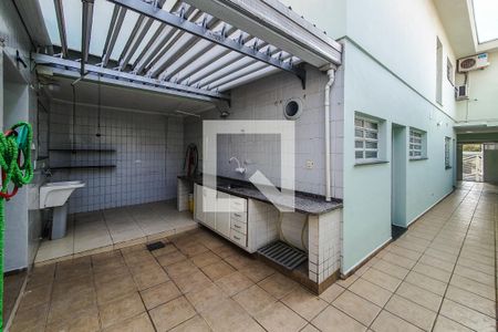 Casa para alugar com 209m², 3 quartos e 1 vaga Casa para alugar com 209m², 3 quartos e 1 vagaQuintal