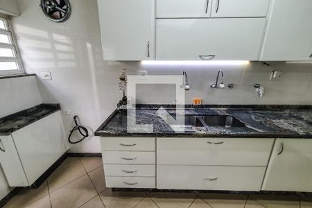 Casa para alugar com 209m², 3 quartos e 1 vaga Casa para alugar com 209m², 3 quartos e 1 vagaCozinha