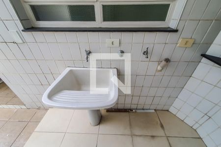 Casa para alugar com 209m², 3 quartos e 1 vaga Casa para alugar com 209m², 3 quartos e 1 vagaÁrea de Serviço