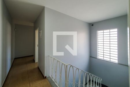 Casa para alugar com 209m², 3 quartos e 1 vaga Casa para alugar com 209m², 3 quartos e 1 vagaCorredor