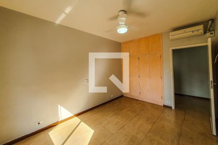 Casa para alugar com 209m², 3 quartos e 1 vaga Casa para alugar com 209m², 3 quartos e 1 vagaQuarto 1