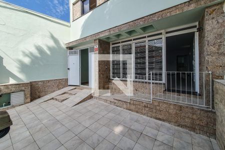 Casa para alugar com 209m², 3 quartos e 1 vaga Casa para alugar com 209m², 3 quartos e 1 vagaGaragem