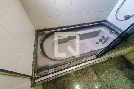Casa para alugar com 209m², 3 quartos e 1 vaga Casa para alugar com 209m², 3 quartos e 1 vagaBanheiro da Suíte
