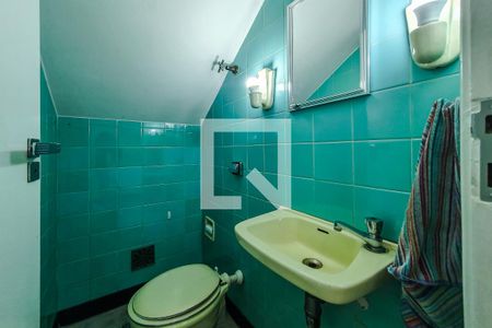 Lavabo  de casa para alugar com 3 quartos, 209m² em Vila São José, São Paulo