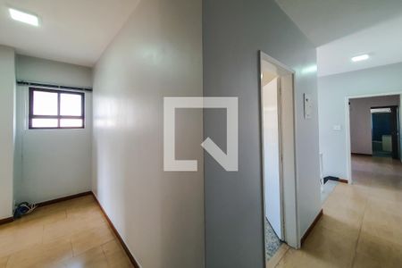 Casa para alugar com 209m², 3 quartos e 1 vaga Casa para alugar com 209m², 3 quartos e 1 vagaCorredor