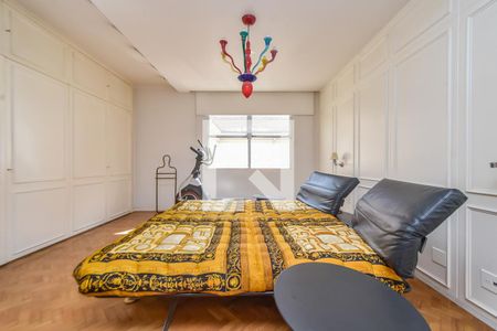 Apartamento à venda com 343m², 3 quartos e 2 vagas Apartamento à venda com 343m², 3 quartos e 2 vagasQuarto 3 - Suíte