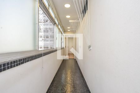 Apartamento à venda com 343m², 3 quartos e 2 vagas Apartamento à venda com 343m², 3 quartos e 2 vagasÁrea de Serviço