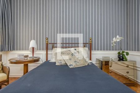 Apartamento à venda com 343m², 3 quartos e 2 vagas Apartamento à venda com 343m², 3 quartos e 2 vagasQuarto 1