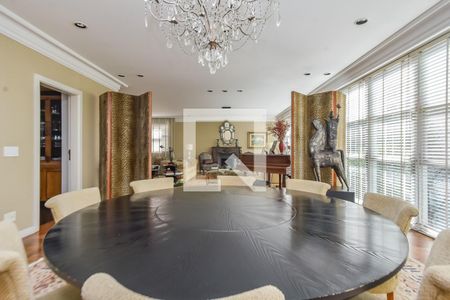 Apartamento à venda com 343m², 3 quartos e 2 vagas Apartamento à venda com 343m², 3 quartos e 2 vagasSala