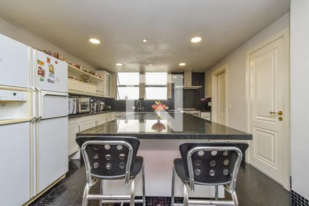 Apartamento à venda com 343m², 3 quartos e 2 vagas Apartamento à venda com 343m², 3 quartos e 2 vagasCozinha