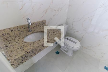 Casa à venda com 90m², 3 quartos e 2 vagas Casa à venda com 90m², 3 quartos e 2 vagasBanheiro da Suíte