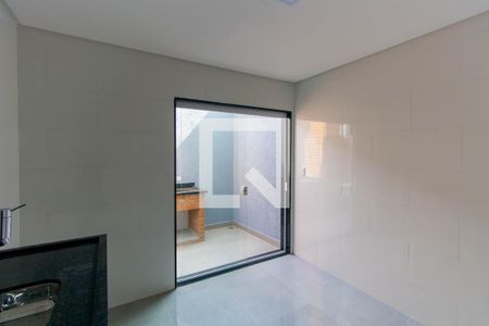 Casa à venda com 90m², 3 quartos e 2 vagas Casa à venda com 90m², 3 quartos e 2 vagasCozinha