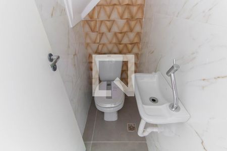 Lavabo de casa à venda com 3 quartos, 90m² em Vila Darli, São Paulo