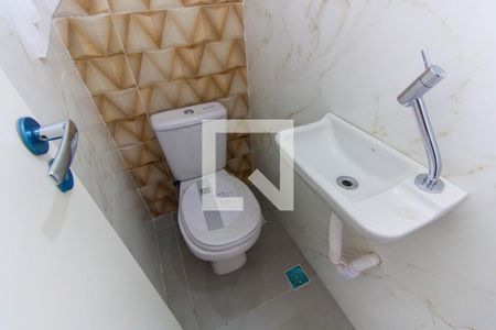 Lavabo de casa à venda com 3 quartos, 90m² em Vila Darli, São Paulo
