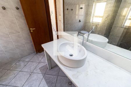 Casa à venda com 360m², 4 quartos e 5 vagasBanheiro