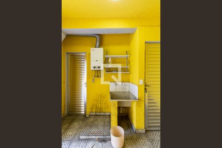 Casa à venda com 360m², 4 quartos e 5 vagasLavanderia