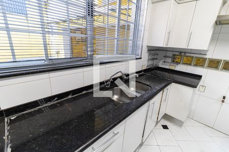 Casa à venda com 360m², 4 quartos e 5 vagasCozinha