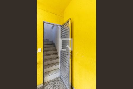 Casa à venda com 360m², 4 quartos e 5 vagasEscada