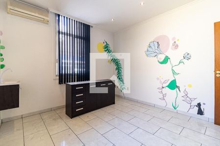 Casa à venda com 360m², 4 quartos e 5 vagasQuarto 3