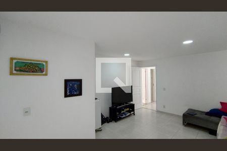 sala de tv /quarto de casa à venda com 5 quartos, 240m² em Pechincha, Rio de Janeiro
