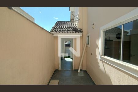 Casa à venda com 240m², 5 quartos e 2 vagascorredor