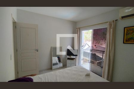 Casa à venda com 240m², 5 quartos e 2 vagasquarto 4 - suite