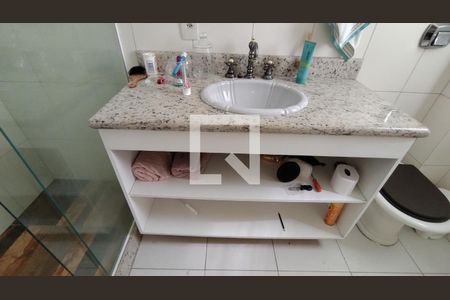 Casa à venda com 240m², 5 quartos e 2 vagasquarto 4 - suite