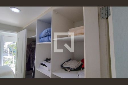 Casa à venda com 240m², 5 quartos e 2 vagasquarto 2 - suite/varanda/closet