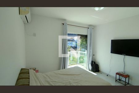 Casa à venda com 240m², 5 quartos e 2 vagasquarto 2 - suite/varanda/closet