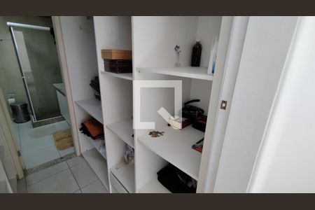 Casa à venda com 240m², 5 quartos e 2 vagasquarto 2 - suite/varanda/closet