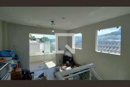 Casa à venda com 240m², 5 quartos e 2 vagashall 3º andar