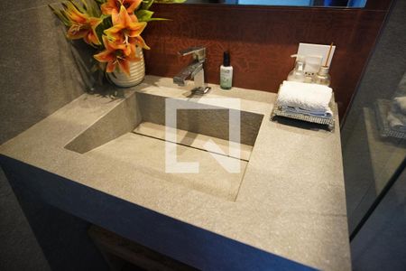 Casa à venda com 267m², 3 quartos e 4 vagasBanheiro Área Externa