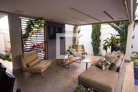 Casa à venda com 267m², 3 quartos e 4 vagasÁrea externa