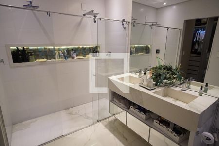 Casa à venda com 267m², 3 quartos e 4 vagasBanheiro Quarto 2