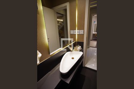 Casa à venda com 267m², 3 quartos e 4 vagasBanheiro Social