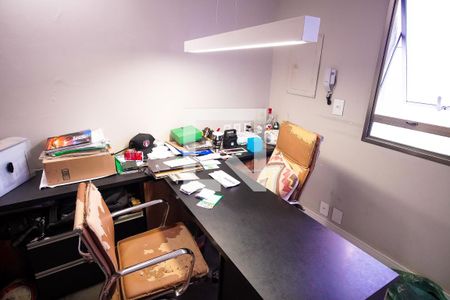 Casa à venda com 267m², 3 quartos e 4 vagasEscritorio