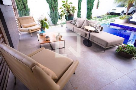 Casa à venda com 267m², 3 quartos e 4 vagasÁrea externa