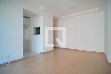 Sala de apartamento à venda com 3 quartos, 81m² em Santa Maria Goretti, Porto Alegre