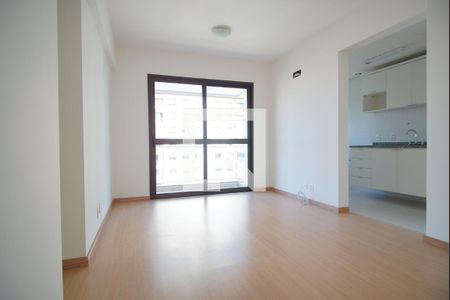Sala de apartamento à venda com 3 quartos, 81m² em Santa Maria Goretti, Porto Alegre