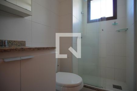 Banheiro Suíte de apartamento à venda com 3 quartos, 81m² em Santa Maria Goretti, Porto Alegre