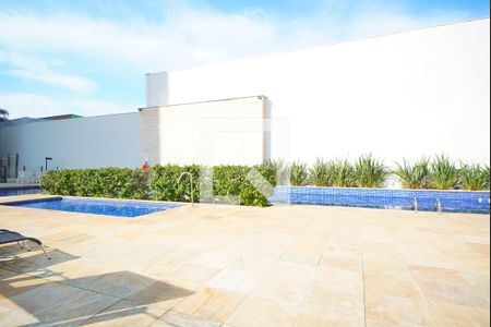 Apartamento à venda com 81m², 3 quartos e 1 vagaÁrea comum - Piscina