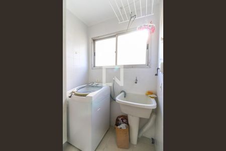 Apartamento para alugar com 70m², 2 quartos e 1 vagaÁrea de Serviço