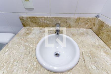 Apartamento para alugar com 64m², 2 quartos e 1 vaga Apartamento para alugar com 64m², 2 quartos e 1 vagaBanheiro da Suíte