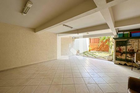 Casa à venda com 220m², 3 quartos e 3 vagasÁrea comum