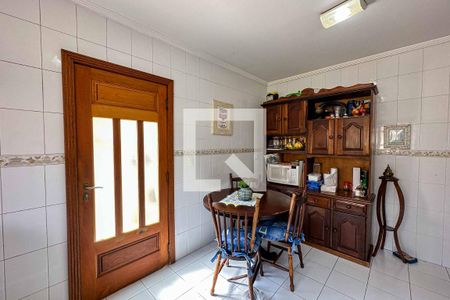 Casa à venda com 220m², 3 quartos e 3 vagasCozinha