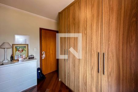 Casa à venda com 220m², 3 quartos e 3 vagasQuarto 2