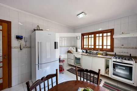 Casa à venda com 220m², 3 quartos e 3 vagasCozinha