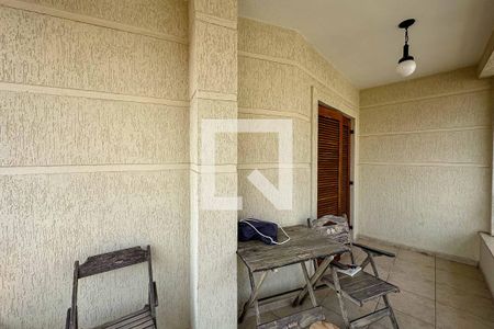 Casa à venda com 220m², 3 quartos e 3 vagasSacada