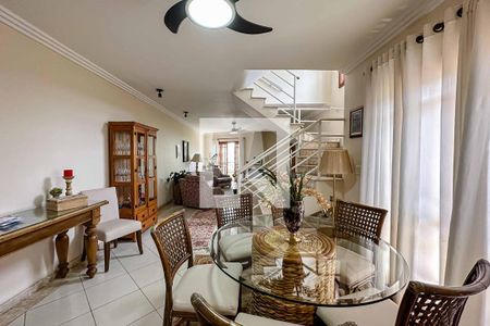 Sala de casa à venda com 3 quartos, 220m² em Água Fria, São Paulo