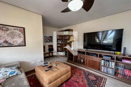 Casa à venda com 220m², 3 quartos e 3 vagasSala